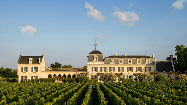 Tất tần tật về Bordeaux First Growth Chateau Haut-Brion lâu đời