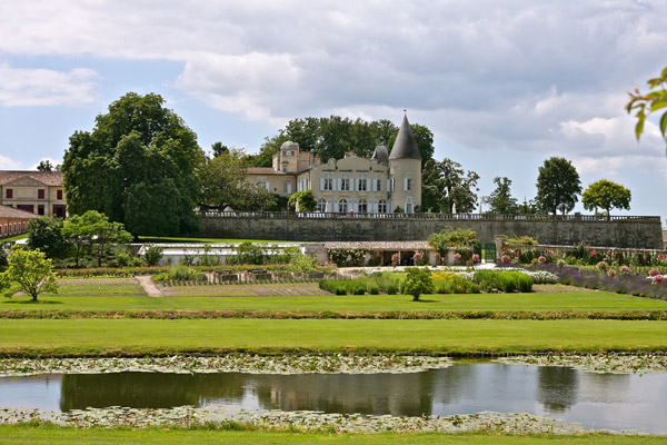 Tất tần tật về Bordeaux First Growth Chateau Lafite Rothschild nổi bật trong ngành rượu vang hảo hạng