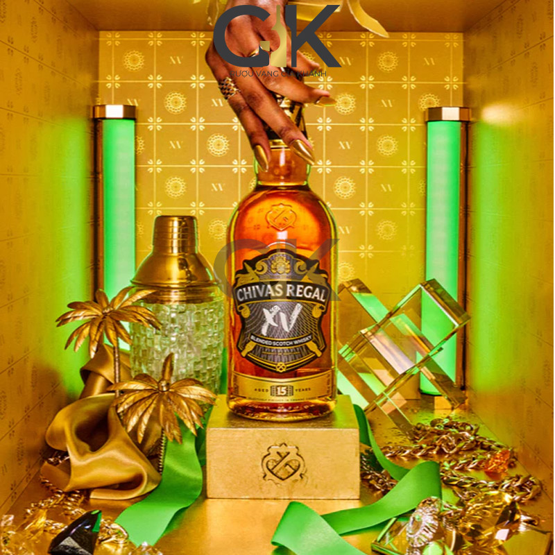 Rượu Chivas XV - Chivas 15 năm Rượu Chivas XV như một món quà xa hoa