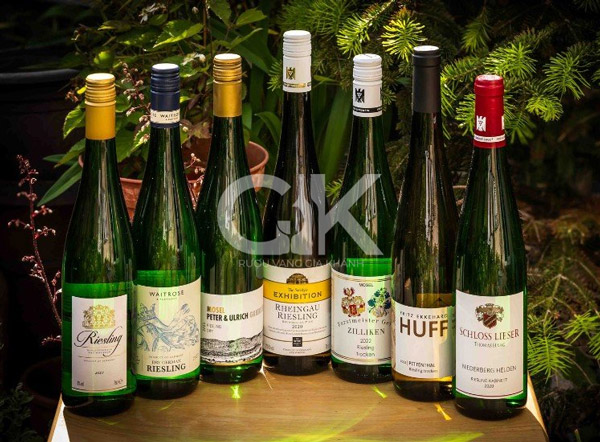 Tìm hiểu về giống nho Riesling - Loại rượu vang trắng tuyệt hảo Những chai rượu vang Riesling Đức nổi tiếng