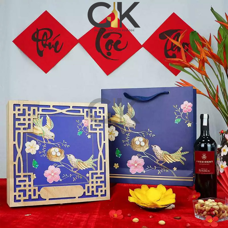 Hộp gỗ đựng quà phú quý kèm túi xách 2 màu (Xanh-Đỏ) Hộp gỗ đựng quà phú quý kèm túi xách 2 màu xanh đỏ